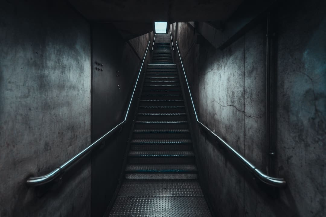 权益商场继续回暖 绩优基金齐发限购令